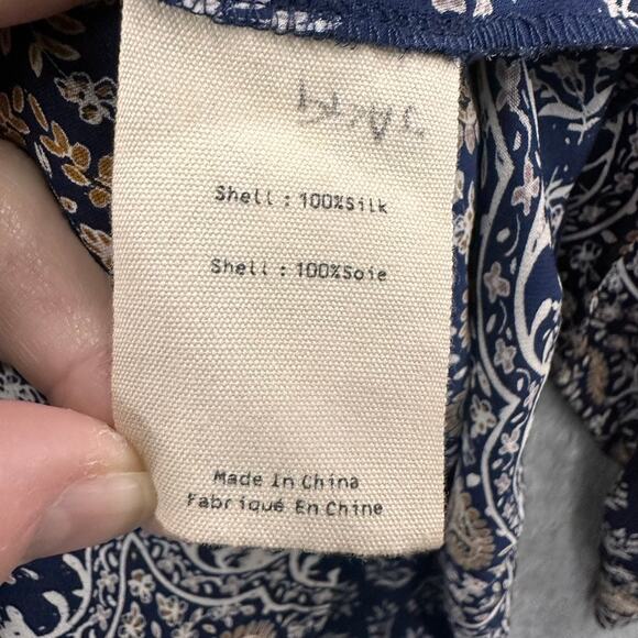 L'Agence Women's Small 100% Silk Button Up Long Sleeve Blouse Flowy Feminine EUC - Picture 8 of 9